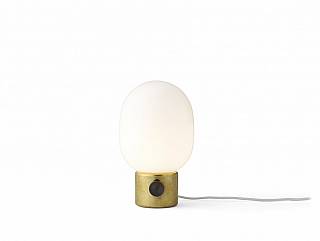 tafellamp/1800839_jwda-metallic-lamp_mirror-polished-brass_01-853x640_1497859141.jpg